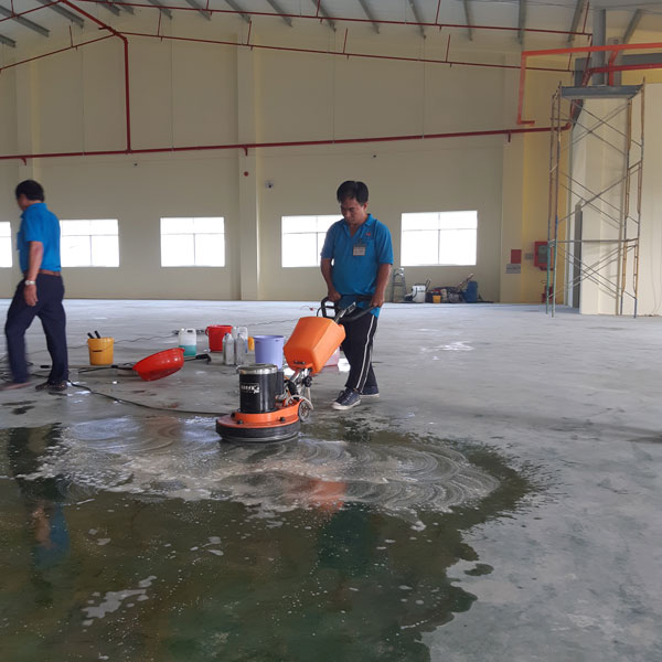 chà sàn nhà xưởng