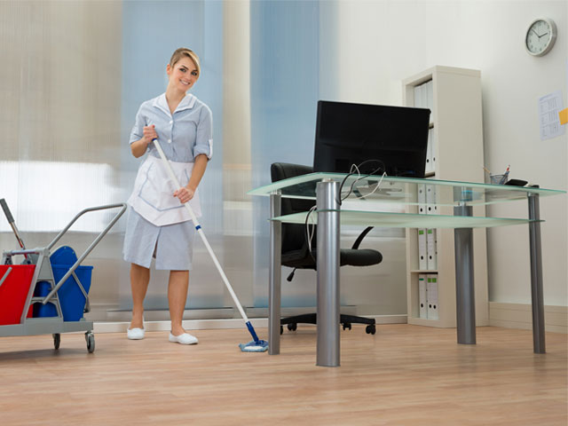 Tạp vụ dọn dẹp vệ sinh văn phòng