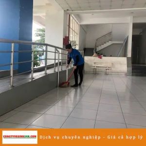 Cung cấp tạp vụ làm việc theo 3 ca