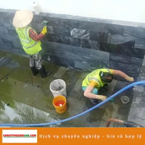 vệ sinh hồ nước