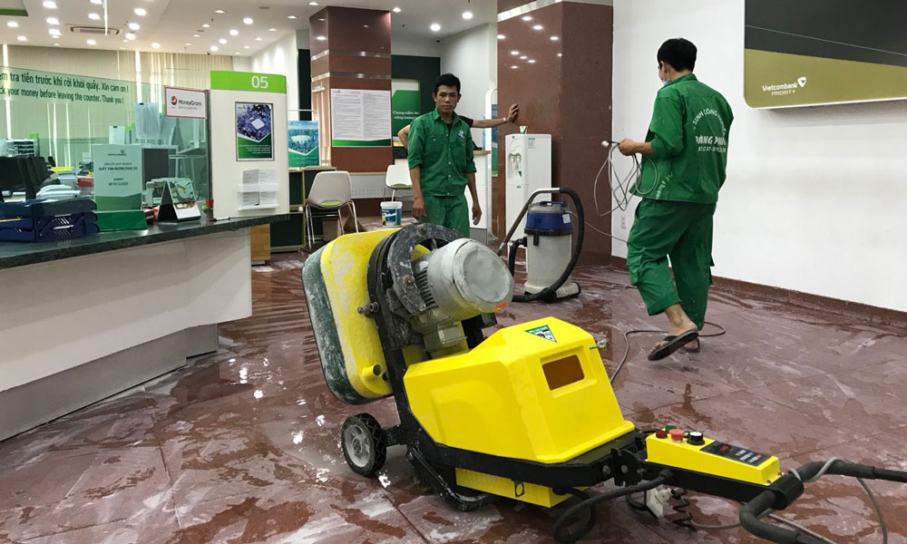 Chuẩn bị máy móc thiết bị